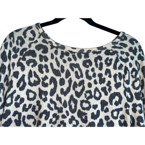 Grayson/Threads Cheetah Knit Tunic Top - Picture 4 of 11